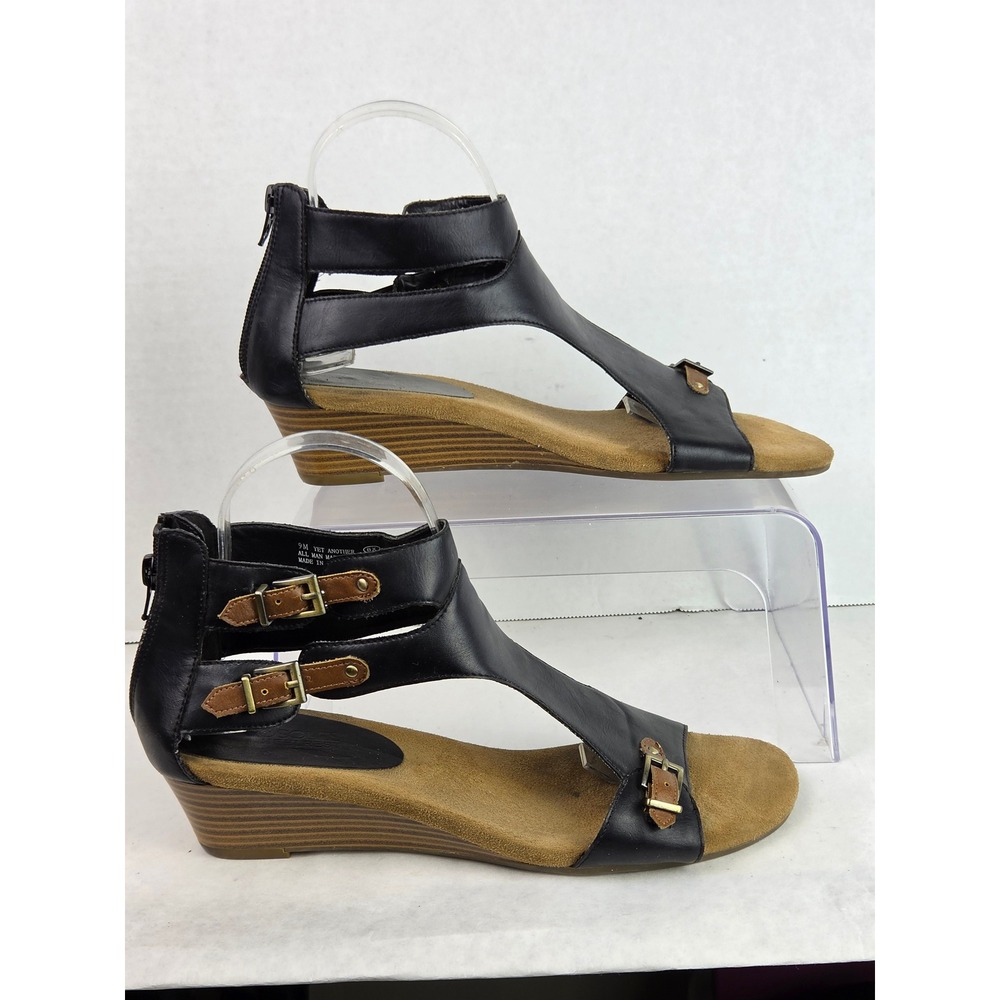 Aerosoles Womens 9 Yet Another Black Leather Wedge Sandals  Strappy Buckle